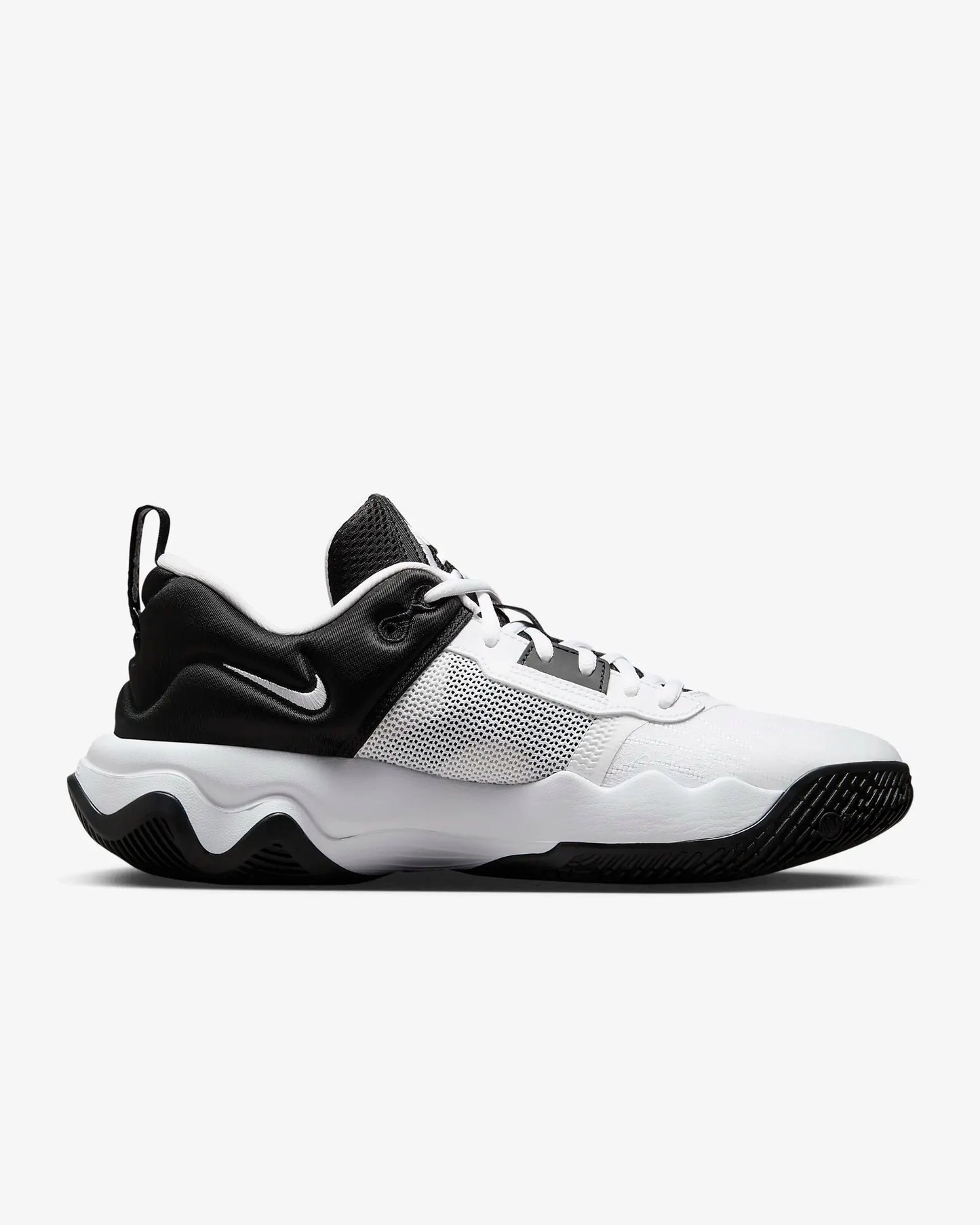 Tênis Nike Giannis Immortality 3 Preto Branco