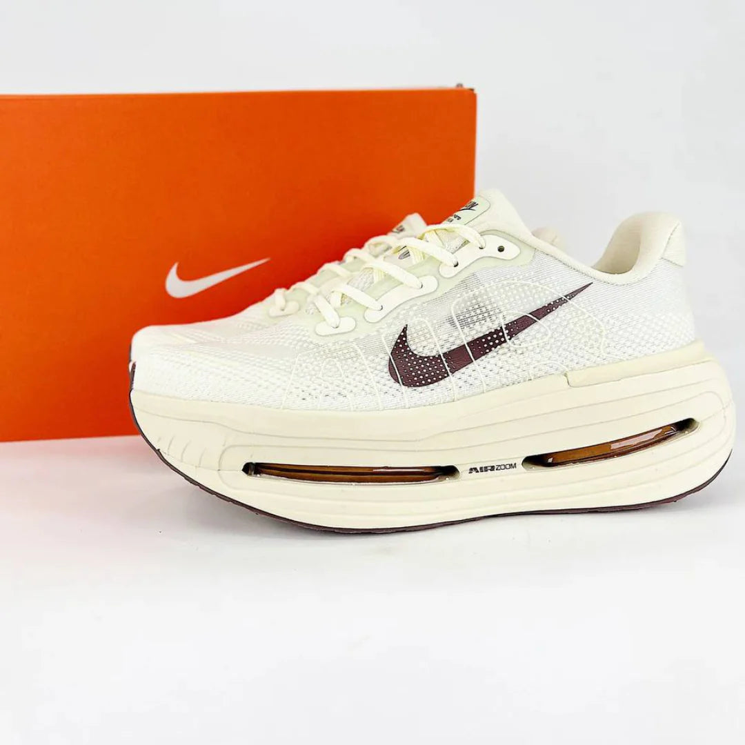 Nike Vomero Premium Bege Marrom