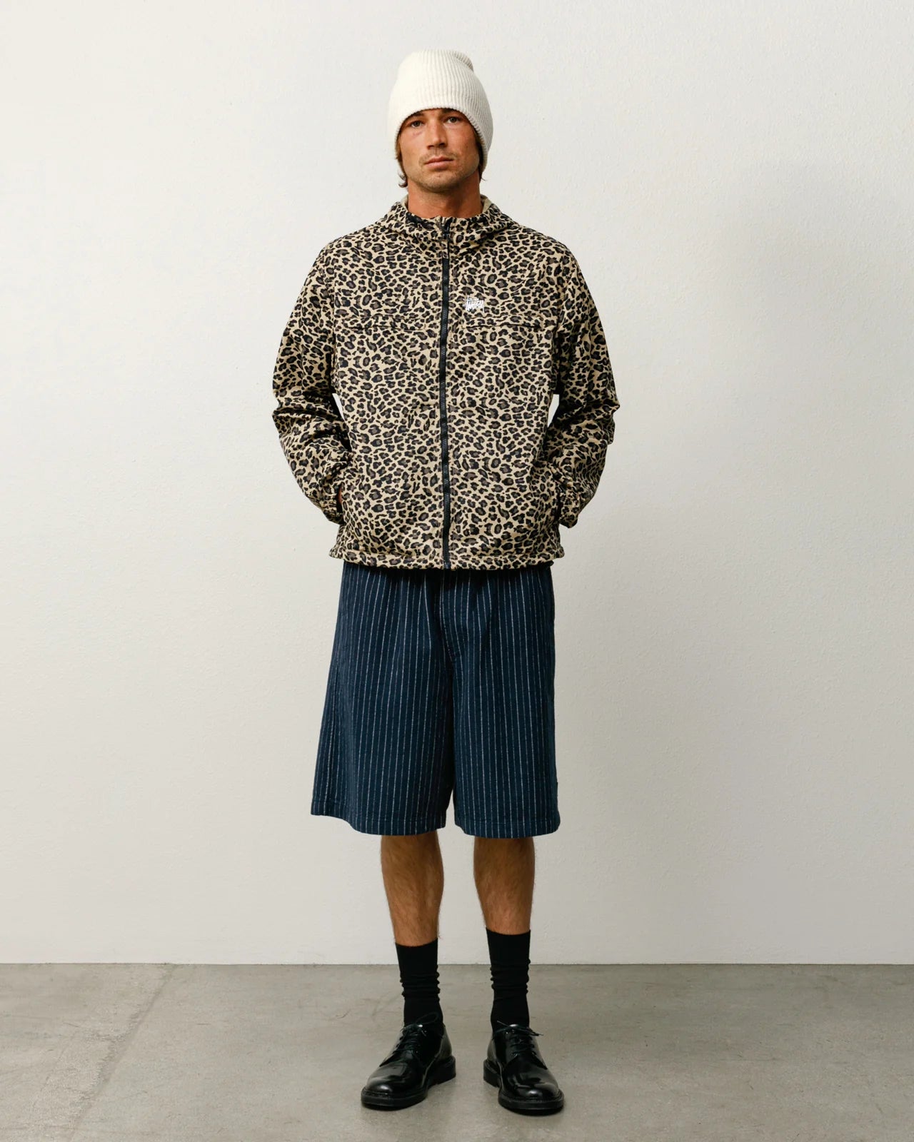 LIGHTWEIGHT HOODED JACKET