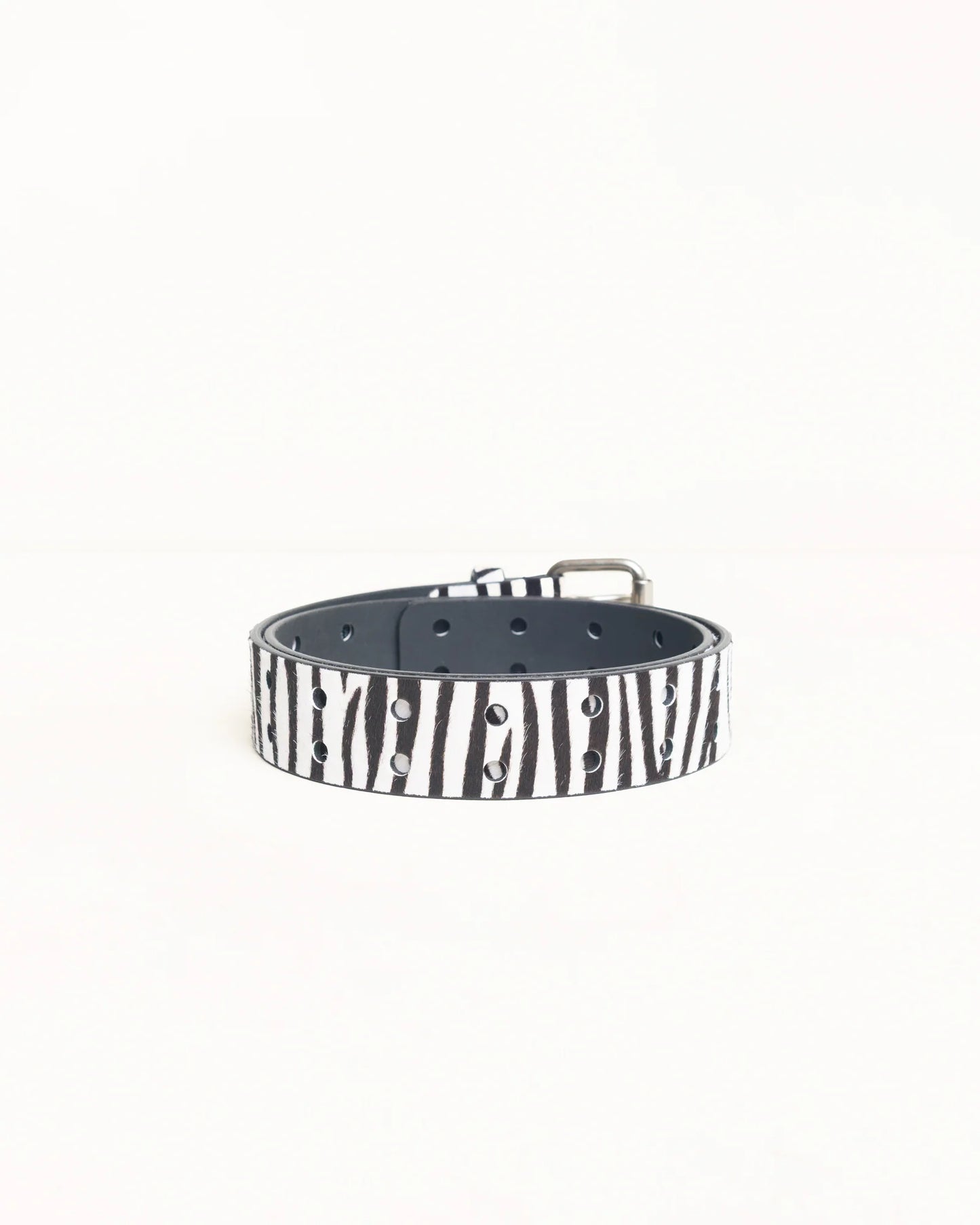 PUNCH OUT LEATHER BELT