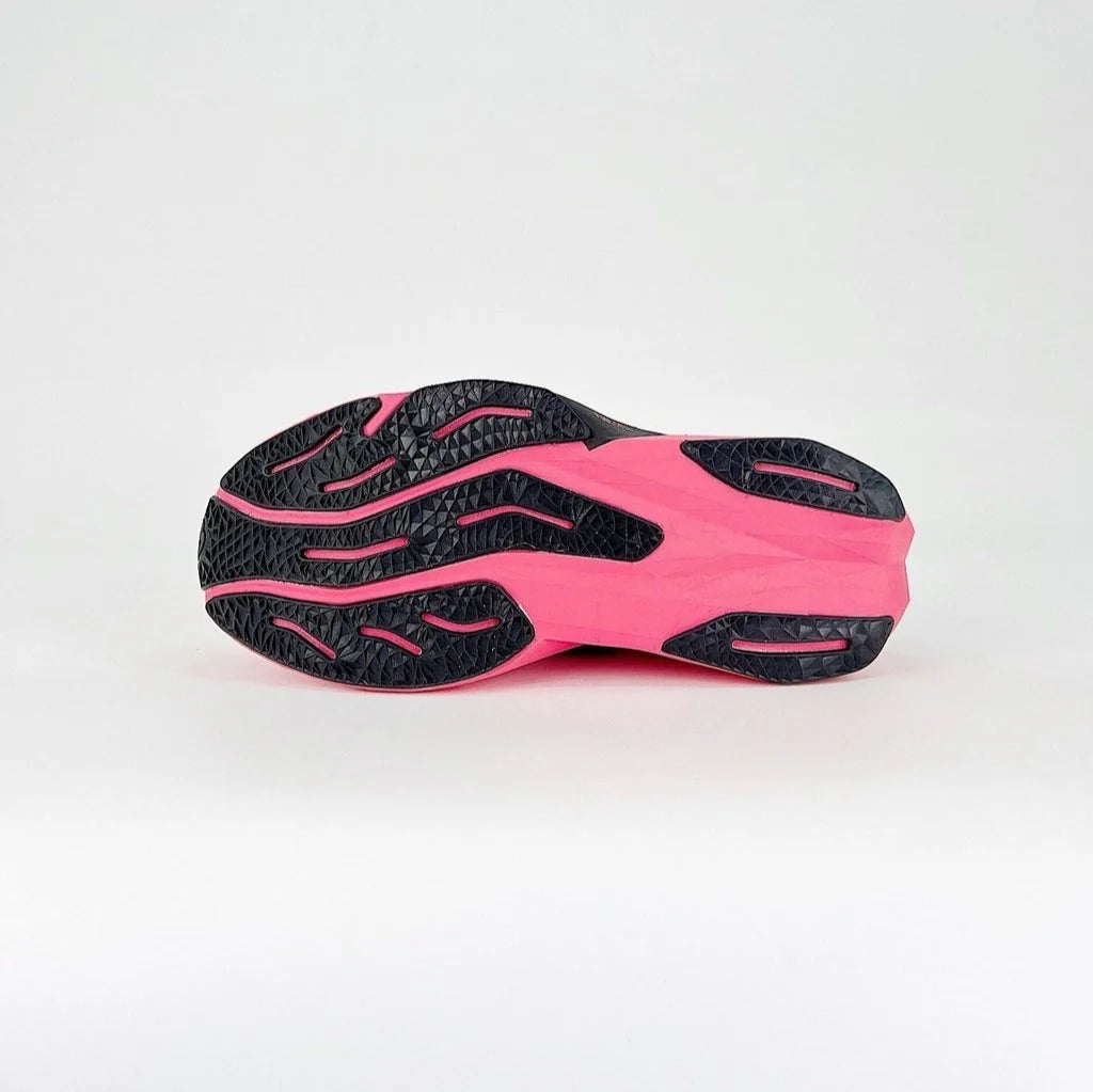 New Balance FuelCell Rebel V4 Rosa