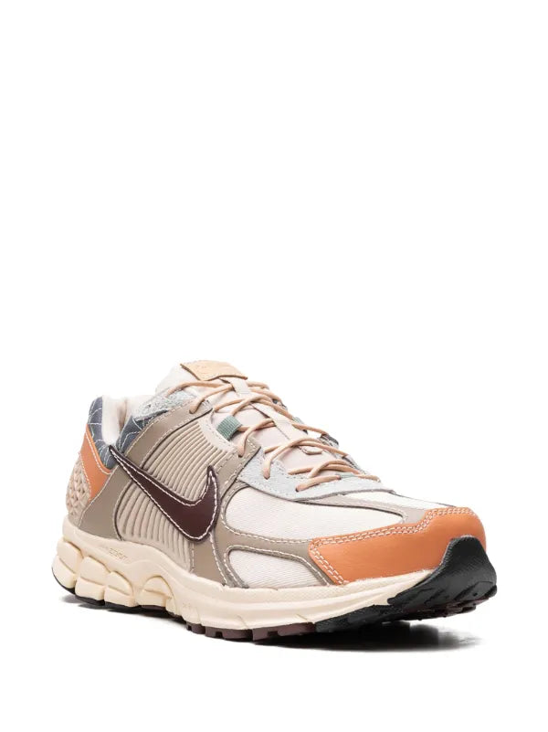 Nike Zoom Vomero 5 Beige Orange Confort Premium au Quotidien